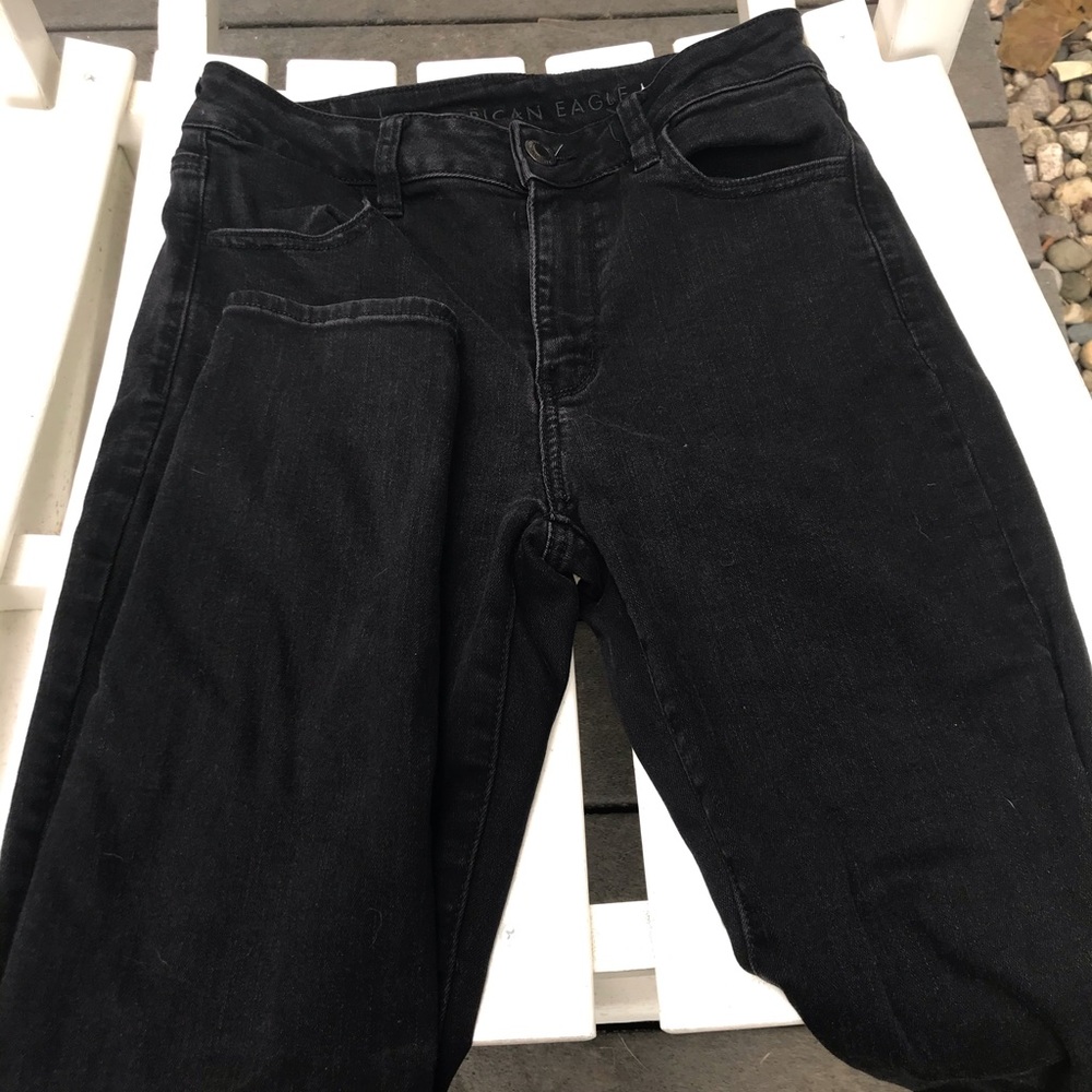 American Eagle Black High Rise Jegging Short